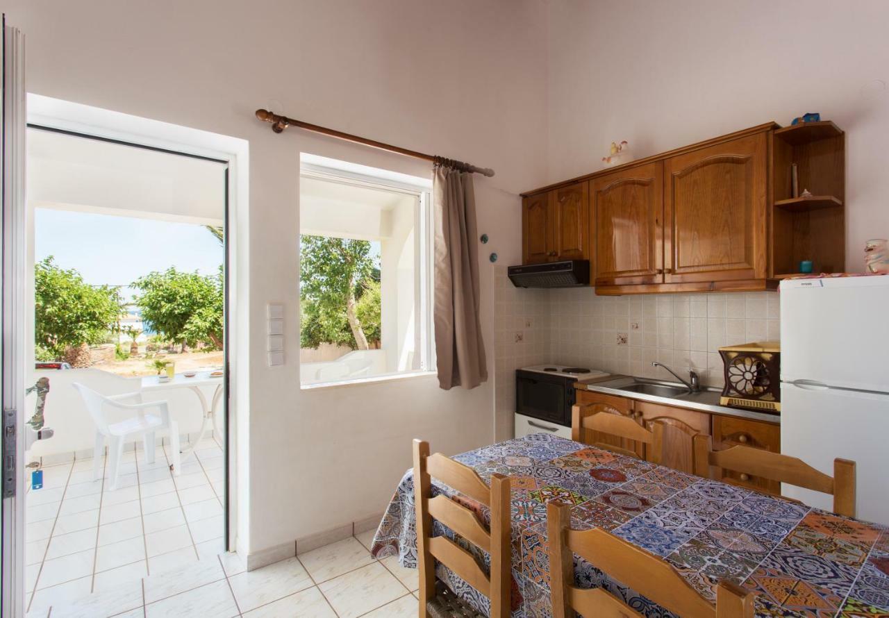 Ambelakia Studios Monemvasía Buitenkant foto