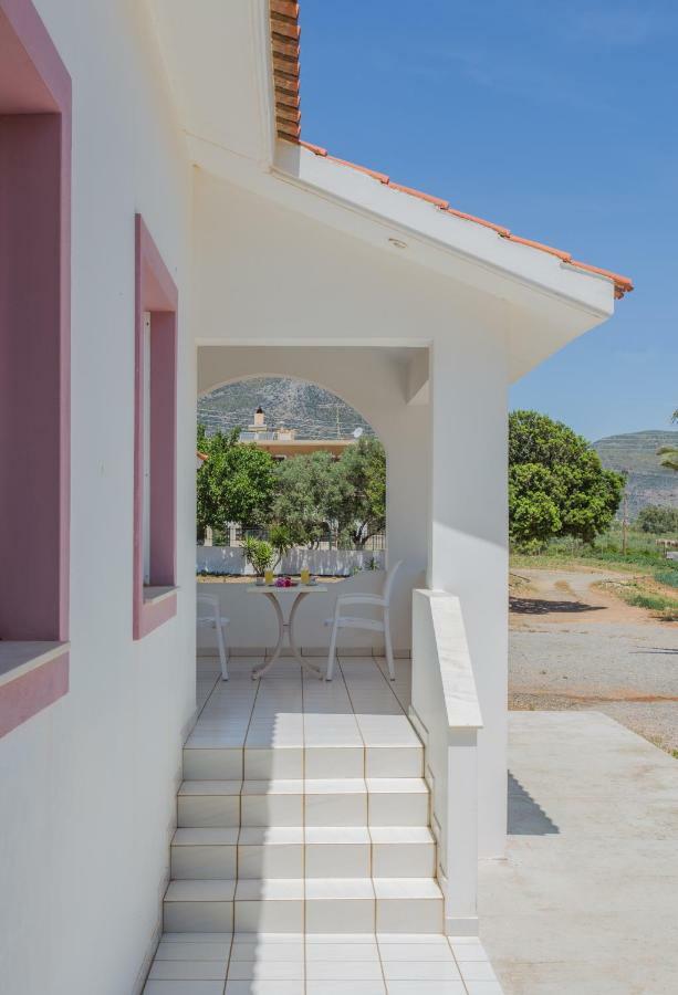 Ambelakia Studios Monemvasía Buitenkant foto